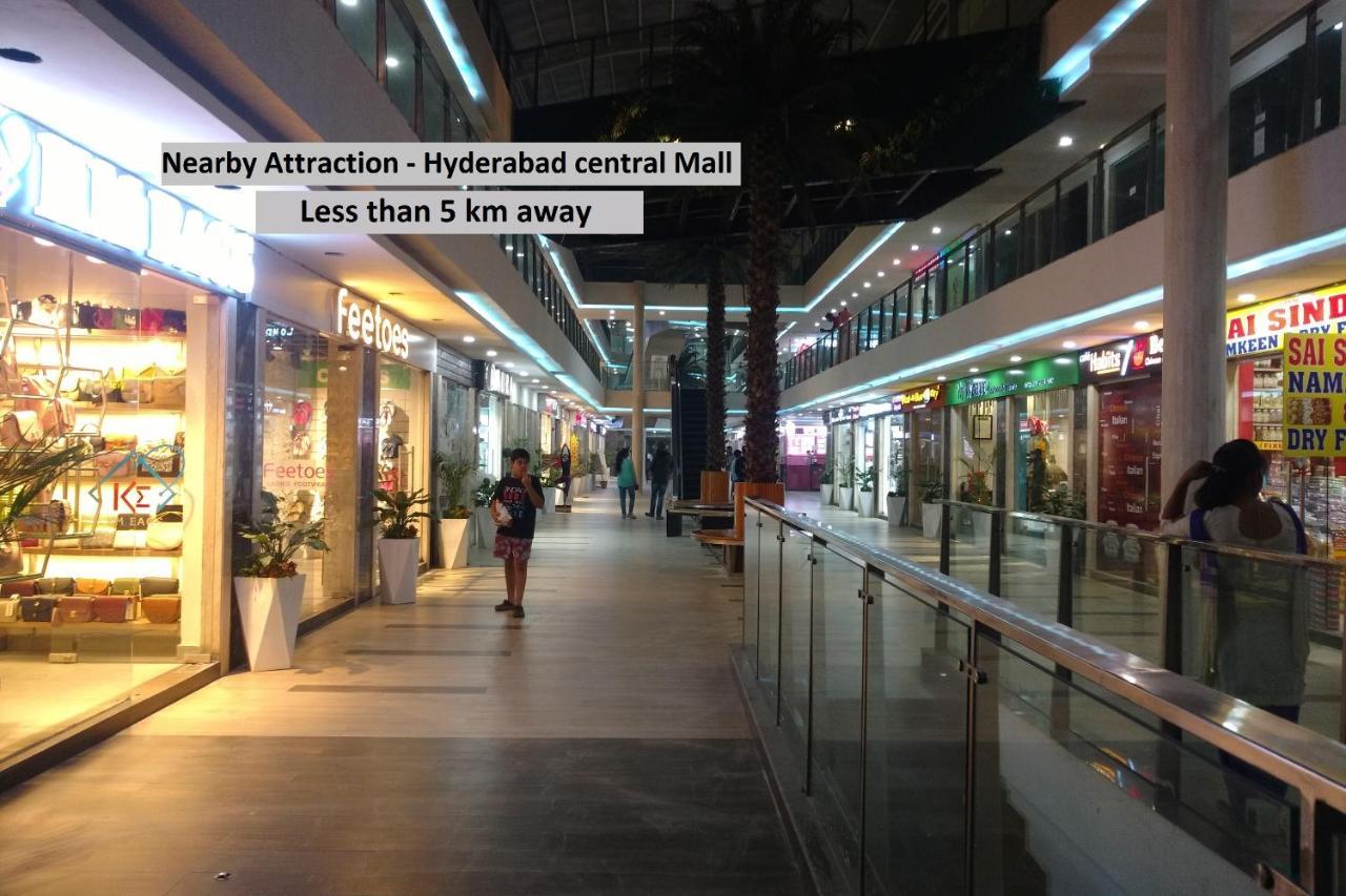 Oyo 588 Kmr Hospitality Services Hyderabad Exterior foto